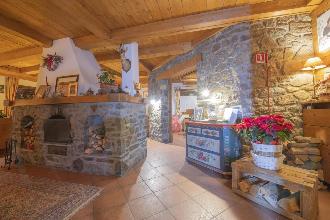 Hotel Rascard Valtournenche Exterior foto