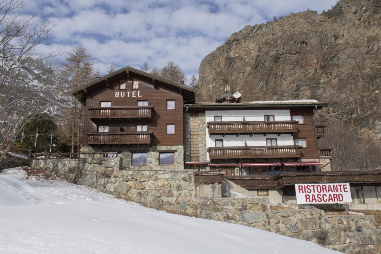 Hotel Rascard Valtournenche Exterior foto